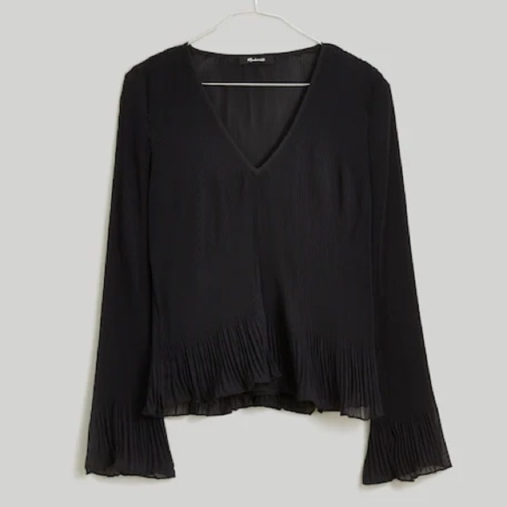 Madewell Pleated Flare-Sleeve Top in Black